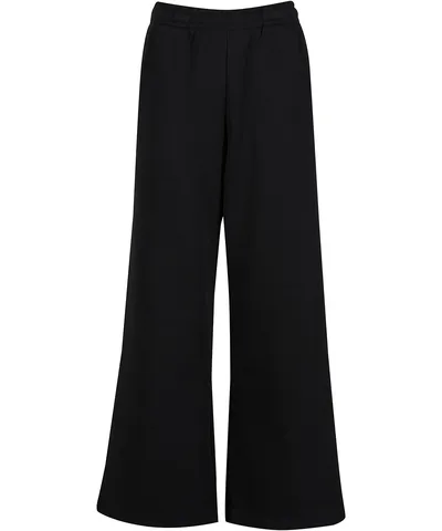 Women’s wide-leg sweatpants